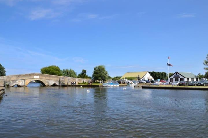 Relaxing Chalet On Popular California Sands Short Stroll To Beach, Nr Norfolk Broads & Great Yarmouth Scratby Exterior foto